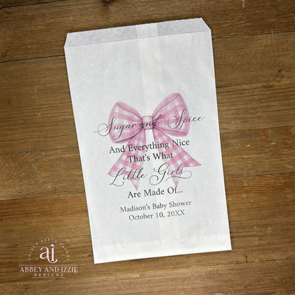 Sugar and Spice Baby Shower Bags with Pink Bow are the perfect keepsake favor for celebrating a new arrival. Each bag features a charming pink bow and arrives ready to fill with treats, chocolates, or small gifts, personalized for the Mom to be with event date.