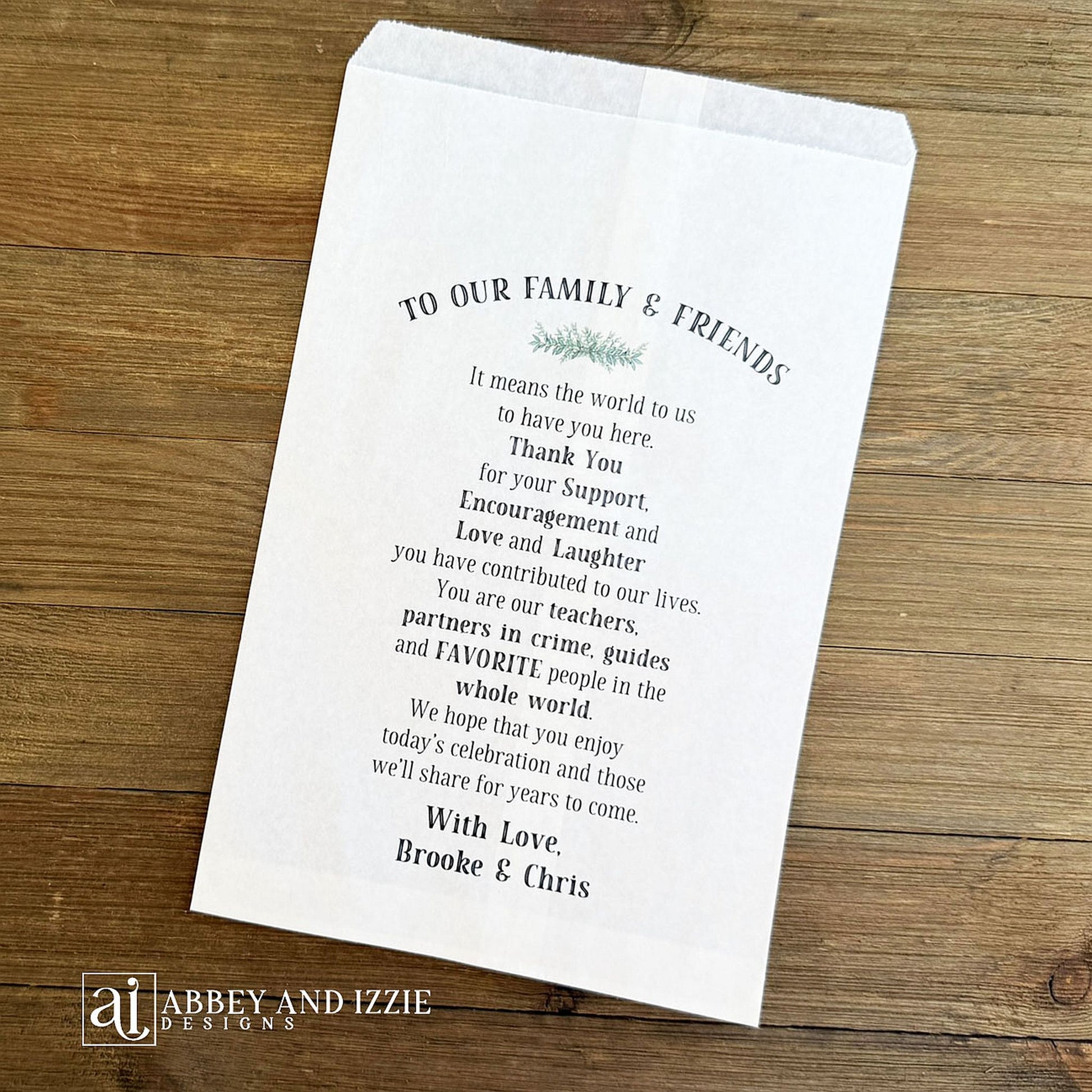 Personalized wedding guest favor bags, perfect for candy buffet bags, cookie bags or popcorn bags.    Printed on white bags with a beautiful thank you to your guests. 
