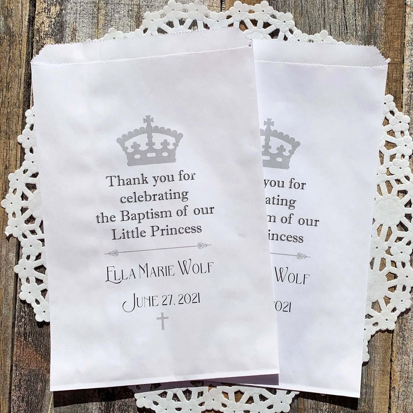 Little Princess Baptism Favor Bags, personalized for the guest of honor.  Adorned with a crown and printed, thanks for celebrating the Baptism of our little princess, with baby name and date.
