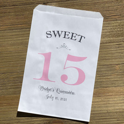 Quinceanera Favor Bags Personalized for the Guest of Honor Printed with a large sweet 15, your choice of 5 color.